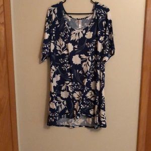 Lularoe Perfect Tee